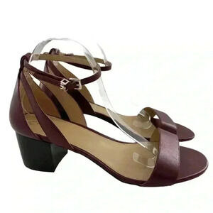 Michael Michael Kors womens heels size 11 purple leather 
Square toe